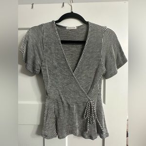 Caution to the wind stripes shirt size M